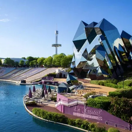 Villa Charmante A Avec Piscine