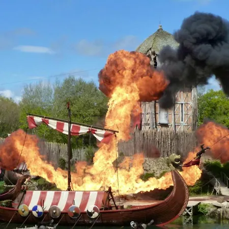 Charmante A Avec Piscine * Nalliers (Vendee)