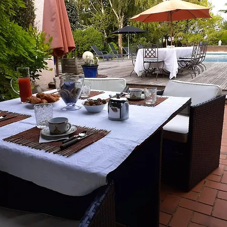 Villa Charmante A Avec Piscine Nalliers (Vendee)