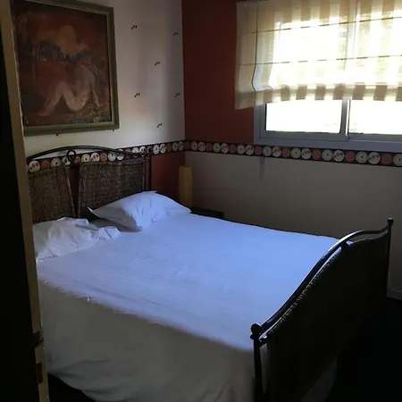 Charmante A Avec Piscine * Nalliers (Vendee)