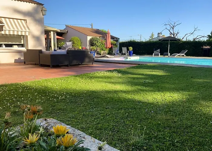 Charmante A Avec Piscine *