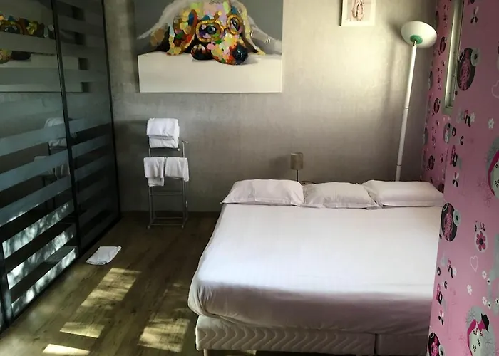 Charmante A Avec Piscine Nalliers (Vendee)